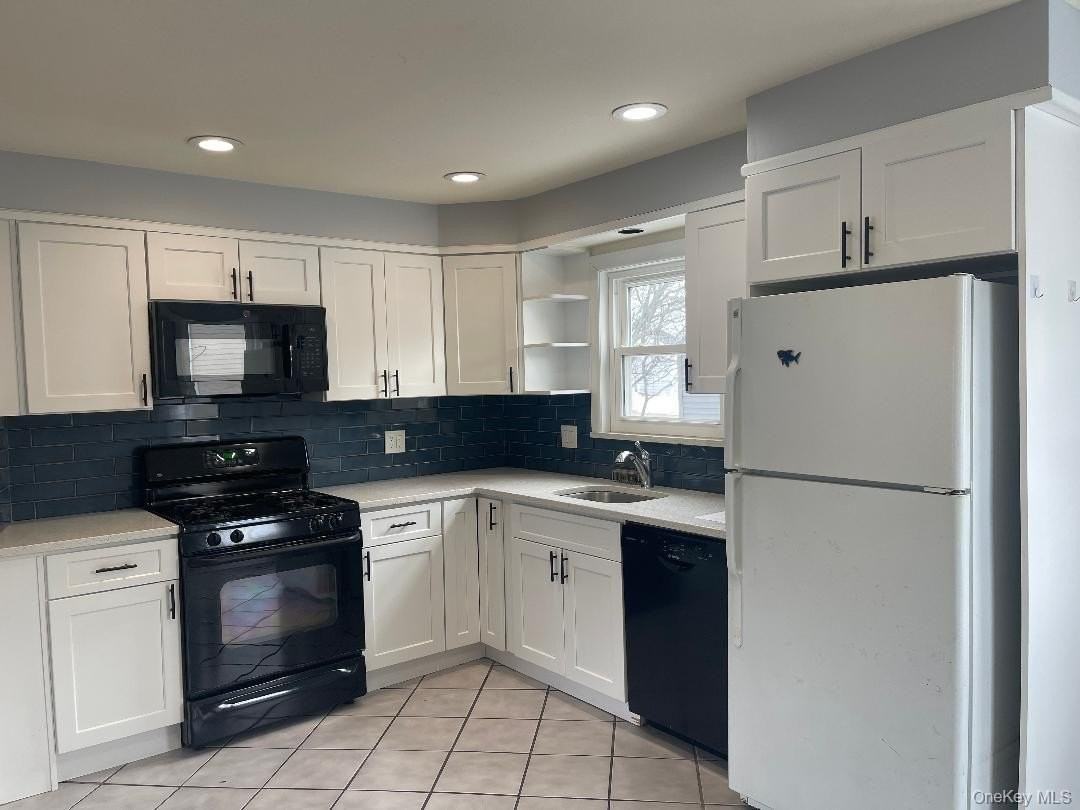 17 Roosevelt Pl - Photo 3 of 19