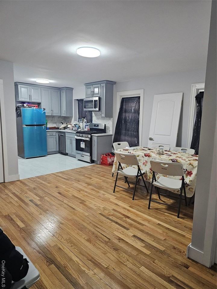 7832 87th Ave - Photo 5 of 6