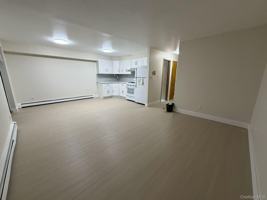 featured image of 4355 159th St Apt 3 #3FL