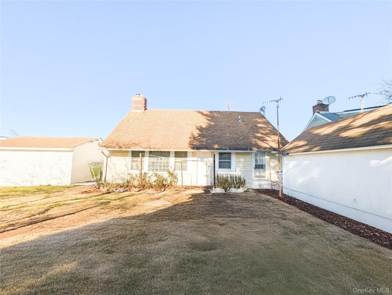 806 Oliver Ave Unit 2 #2FL - Photo 2 of 6