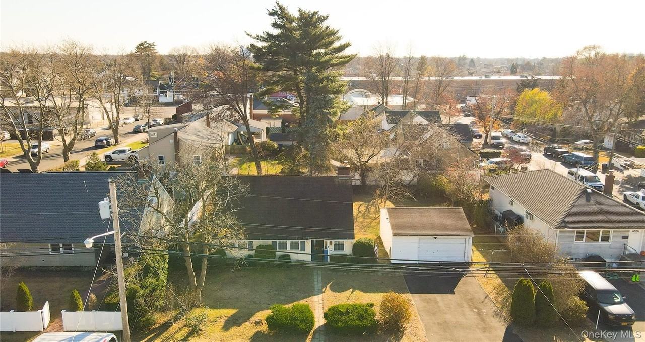 806 Oliver Ave Unit 2 #2FL - Photo 3 of 6