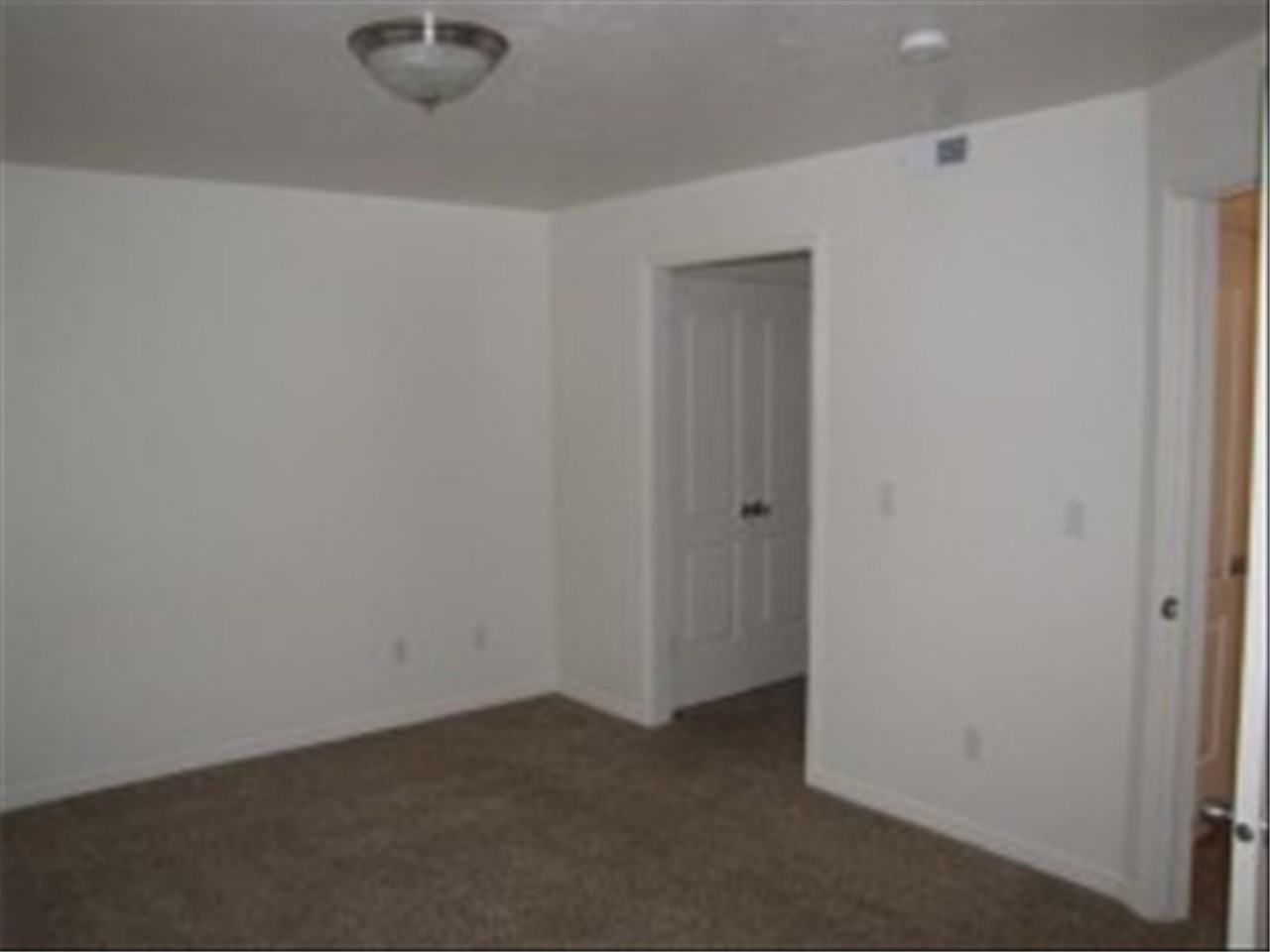 27 W Main St - Photo 3 of 10