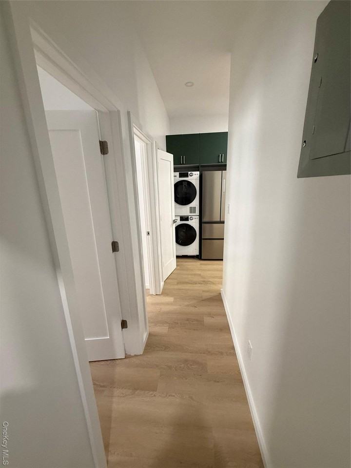 7445 62nd St Unit 2r #2R - Photo 6 of 11