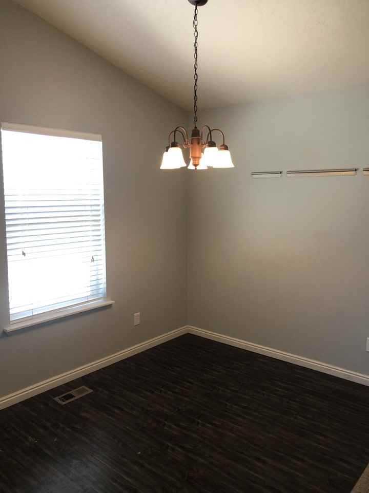 445 E St - Photo 2 of 23