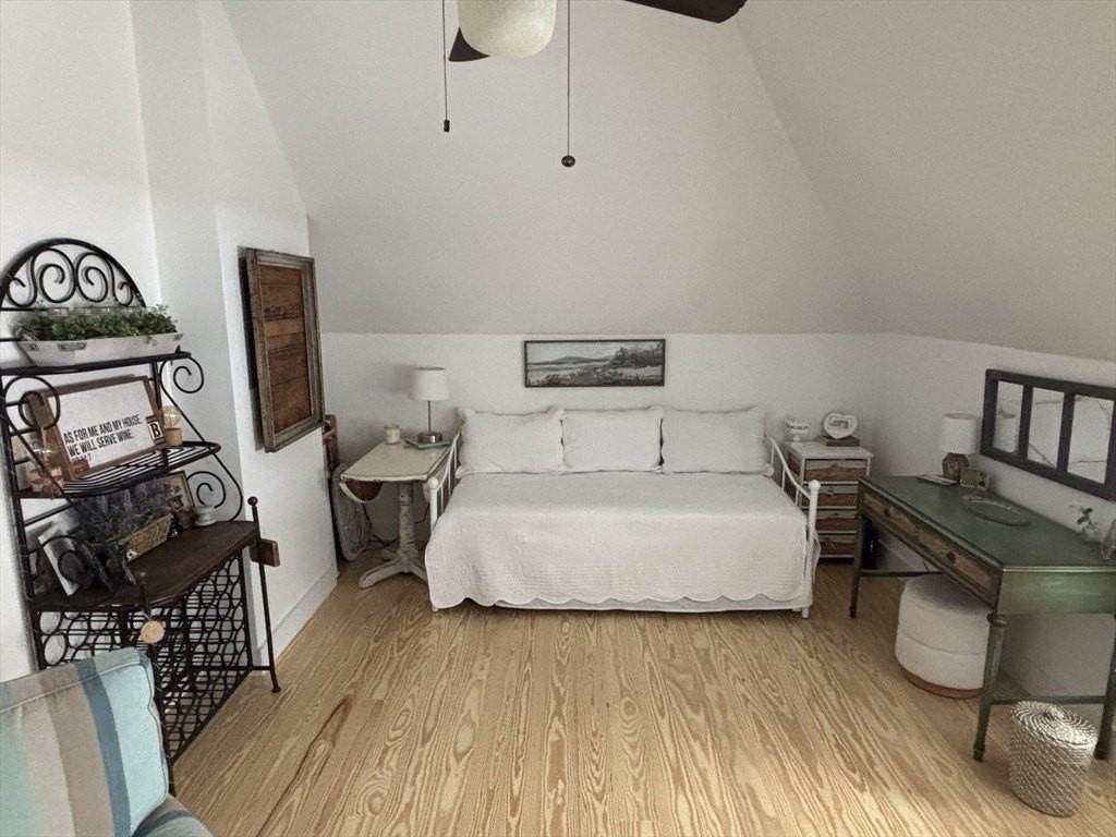 5 Horton St Apt F #F - Photo 3 of 18