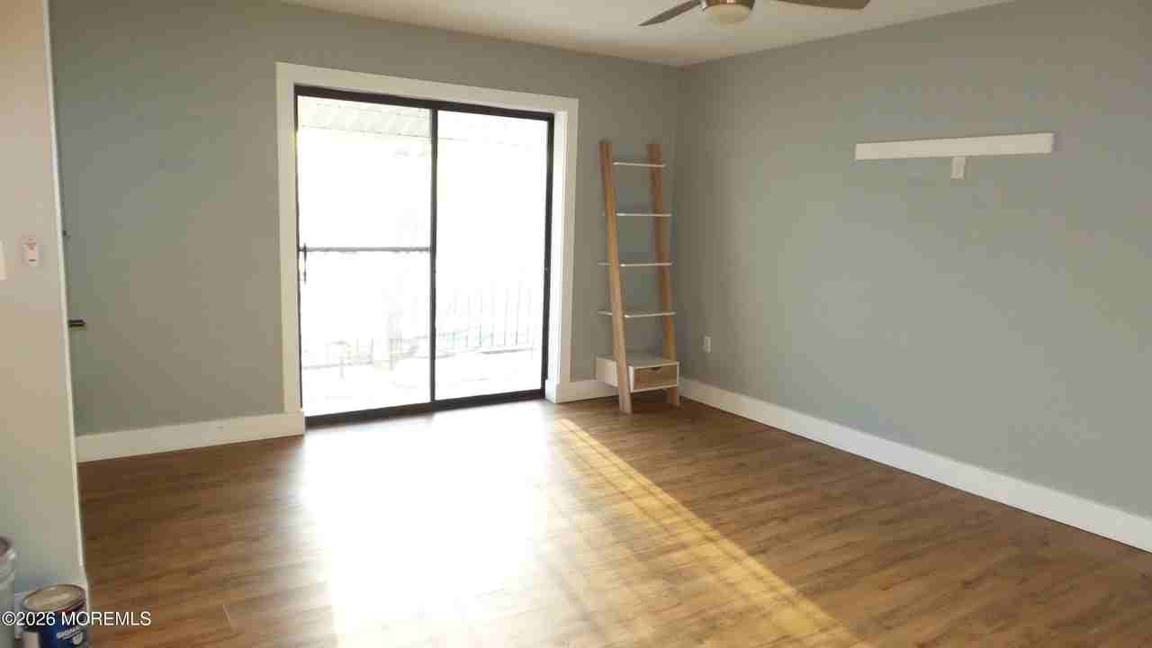 3403 Bridge Ave Apt 3 #3 - Photo 3 of 11