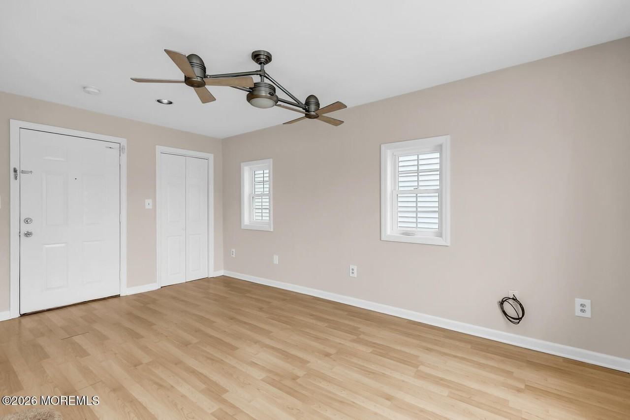 209 Bay Ave Unit Fd #FD - Photo 4 of 31