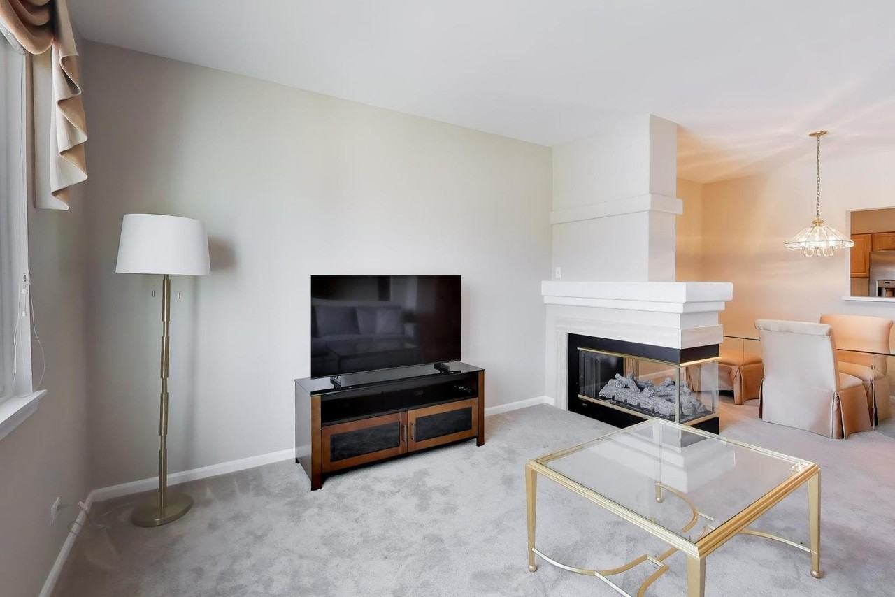 3357 Ravinia Cir - Photo 5 of 32