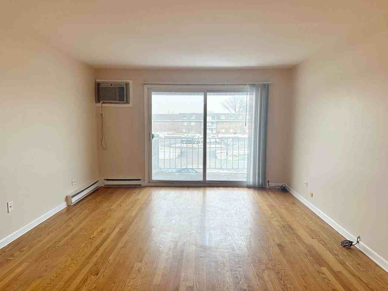 870 E Old Willow Rd Apt 261 #261 - Photo 6 of 10