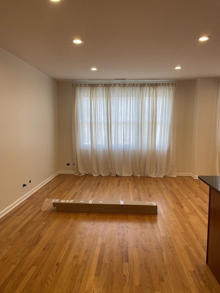 4165 S Ellis Ave Apt 2n #2N - Photo 2 of 15