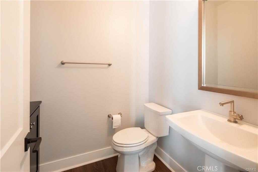 3827 Laurita Ave - Photo 4 of 28