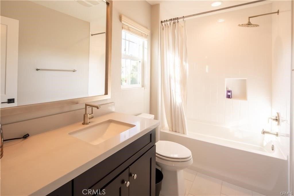 3827 Laurita Ave - Photo 6 of 28