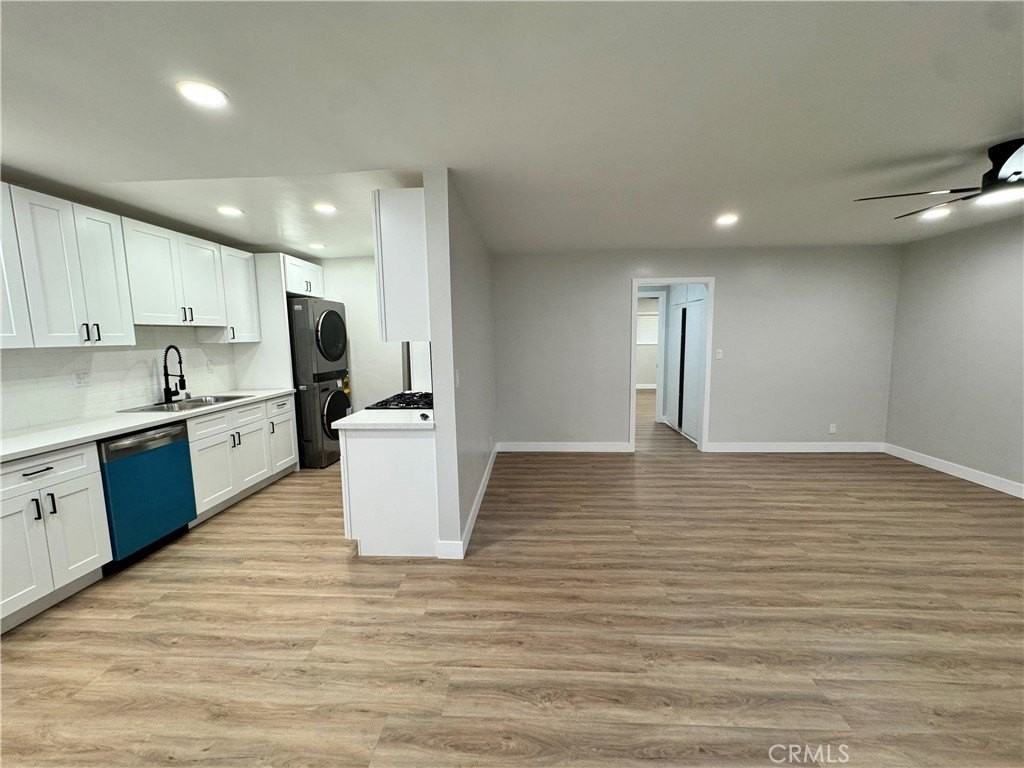 1410 Springfield St #B - Photo 4 of 25