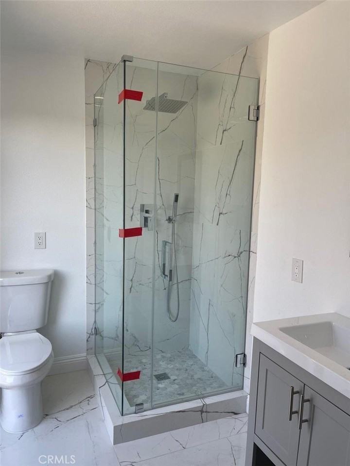 4756 Foxborough Ct - Photo 4 of 6