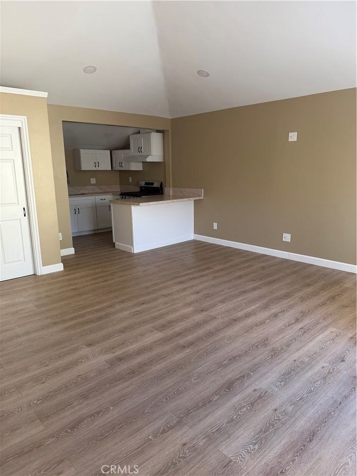 12715 Brock Ave #ADU - Photo 4 of 5