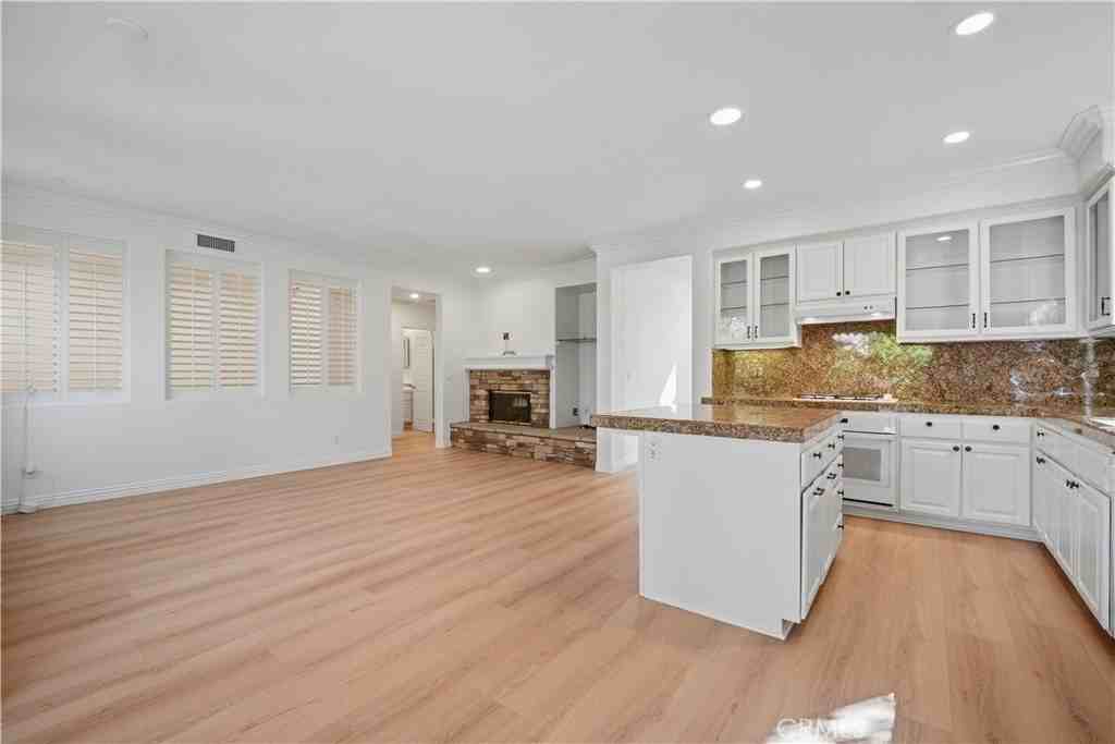 17 Spring Vly - Photo 6 of 24