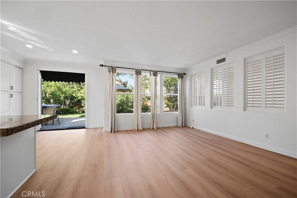 17 Spring Vly - Photo 7 of 24