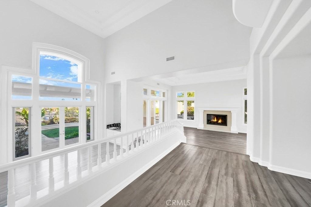 11 Pemberly - Photo 3 of 20