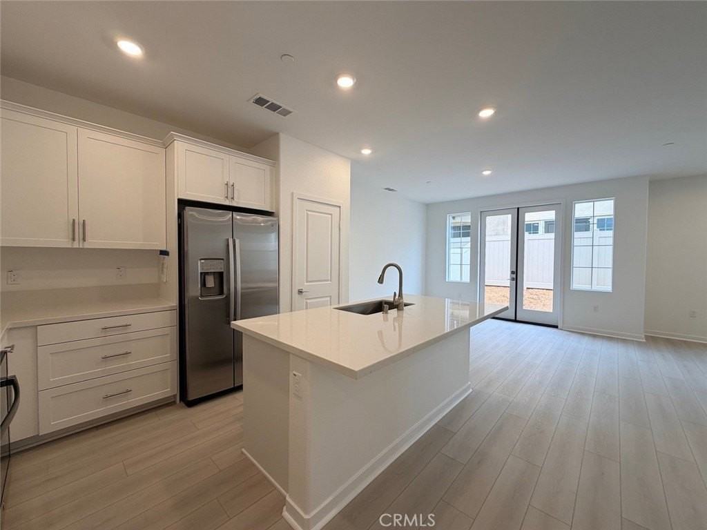 8463 Gabrielino Ct - Photo 7 of 25