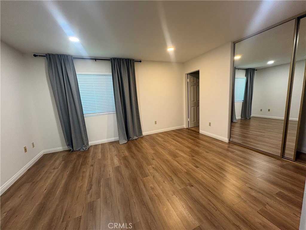 6802 Pritchard Way - Photo 3 of 14