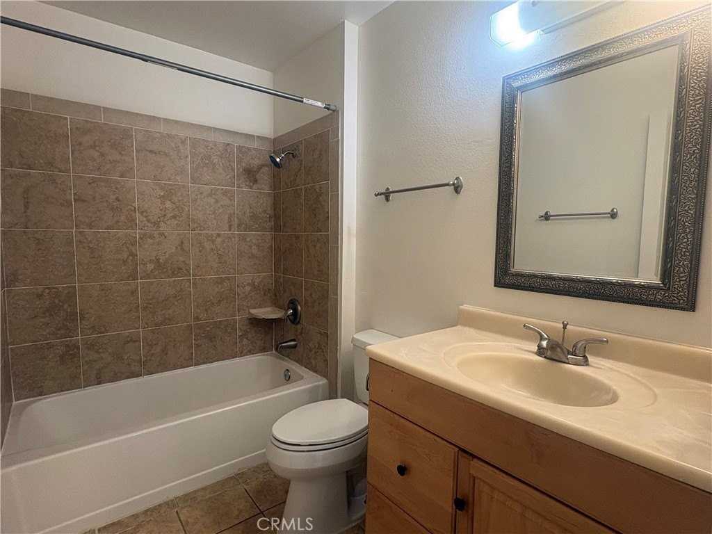 6802 Pritchard Way - Photo 4 of 14