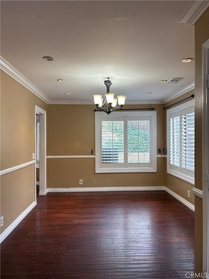 4437 Lubbock Dr - Photo 3 of 22