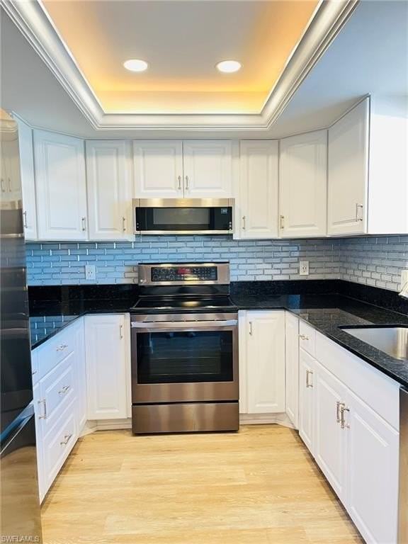 5499 Rattlesnake Hammock Rd Unit 2 #2 - Photo 2 of 25