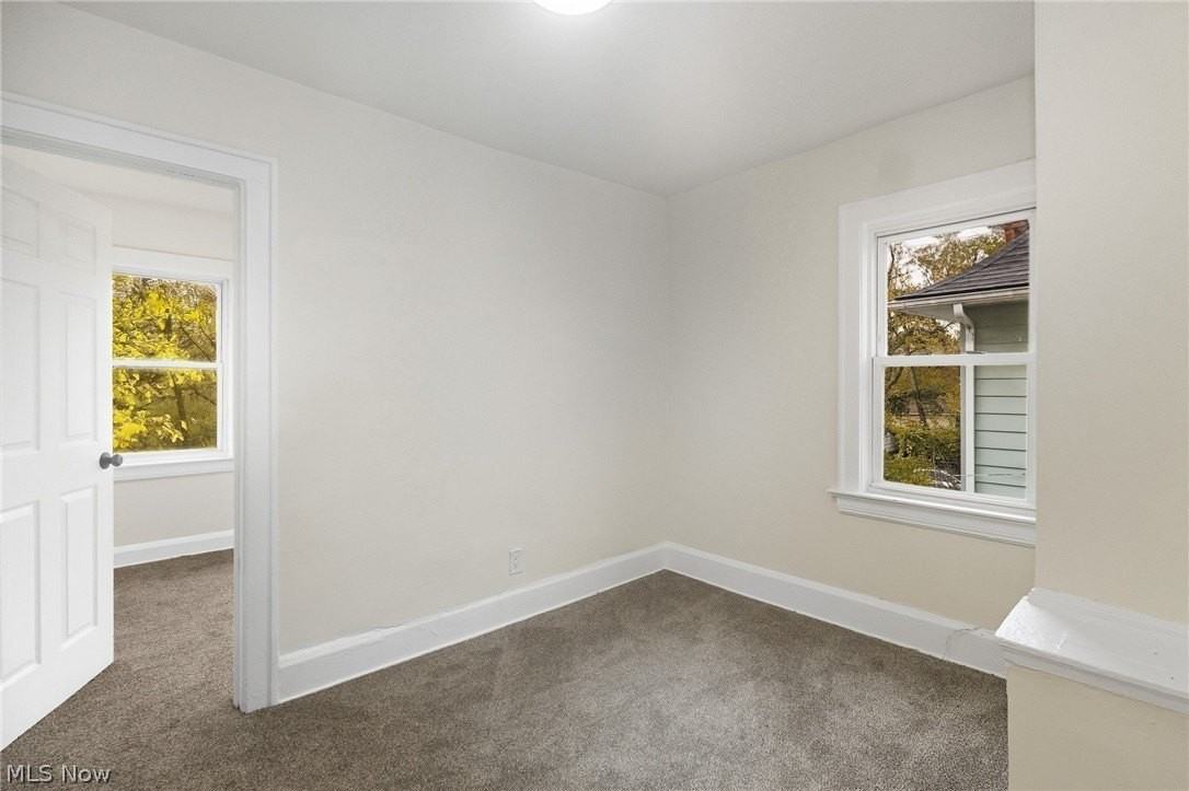 12808 Beachwood Ave - Photo 7 of 40