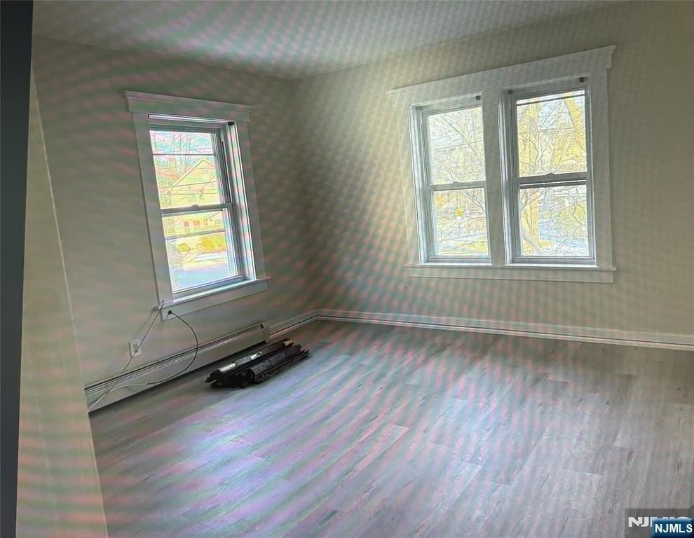 114 Doremus Ave 2nd Fl - Photo 3 of 14