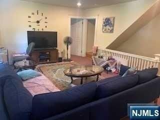 114 Doremus Ave 2nd Fl - Photo 7 of 14