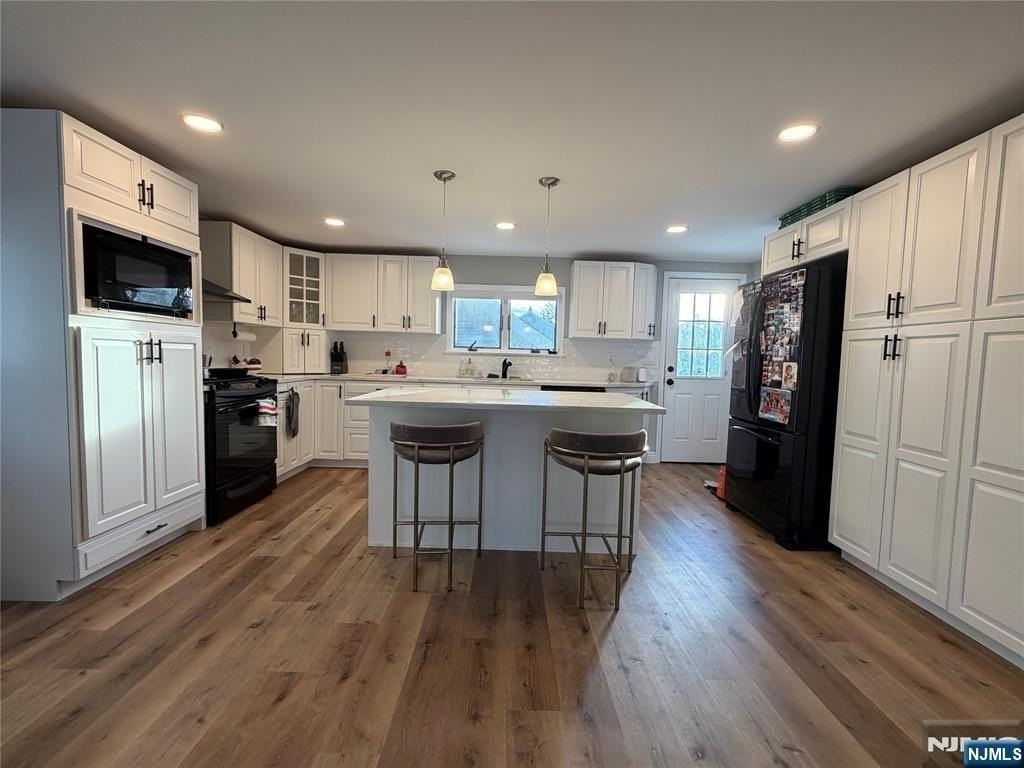 200 Forest Ave - Photo 2 of 18