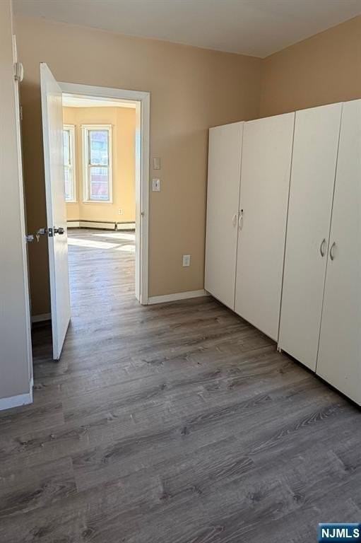 207 Sussex Ave - Photo 7 of 8