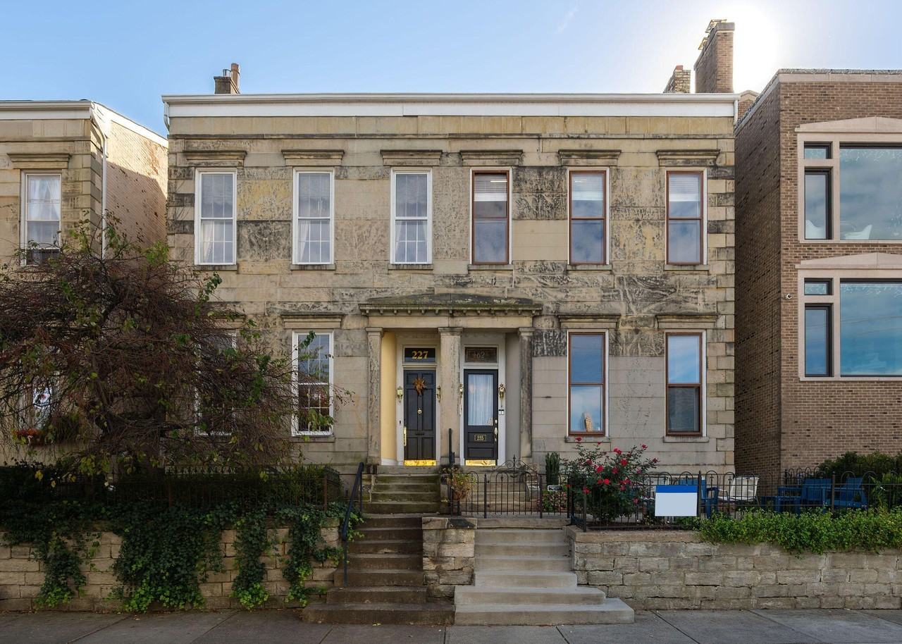 225 Riverside Dr Apt 1 #1