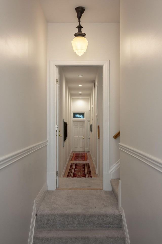 225 Riverside Dr Apt 1 #1 - Photo 7 of 44