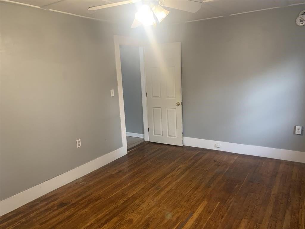 12 Broad St - Photo 3 of 20