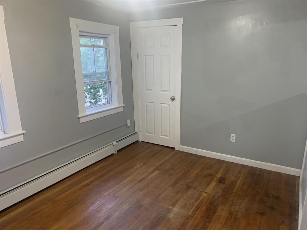 12 Broad St - Photo 4 of 20