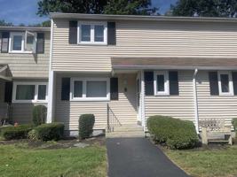 featured image of 4 Cedarbrook Vlg #B