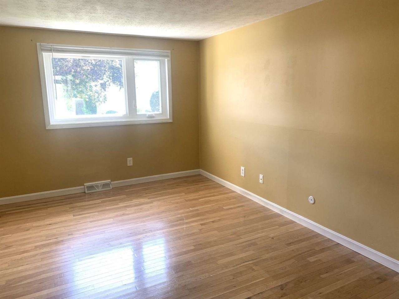 4 Cedarbrook Vlg #B - Photo 6 of 32