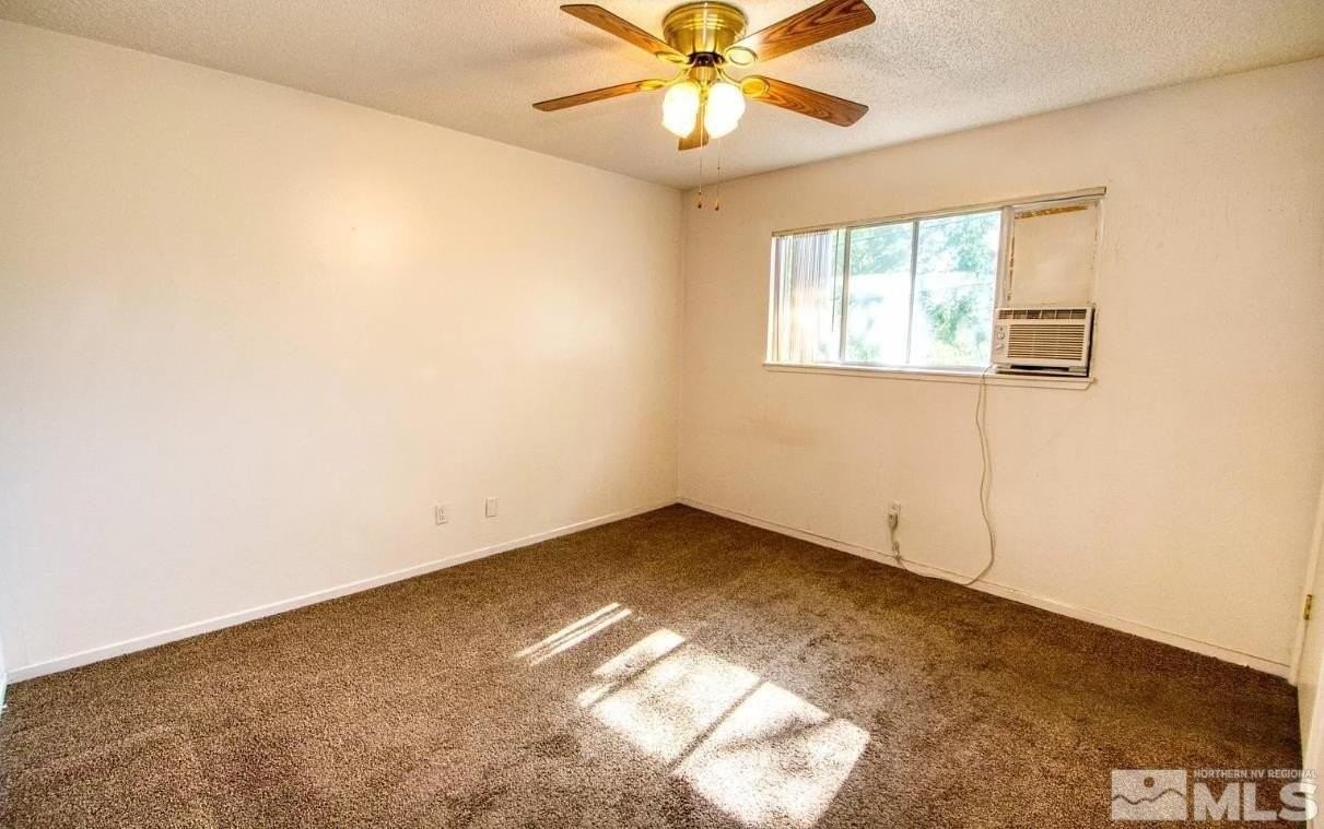 510 Country Village Dr Apt 14 #14 - Photo 5 of 7