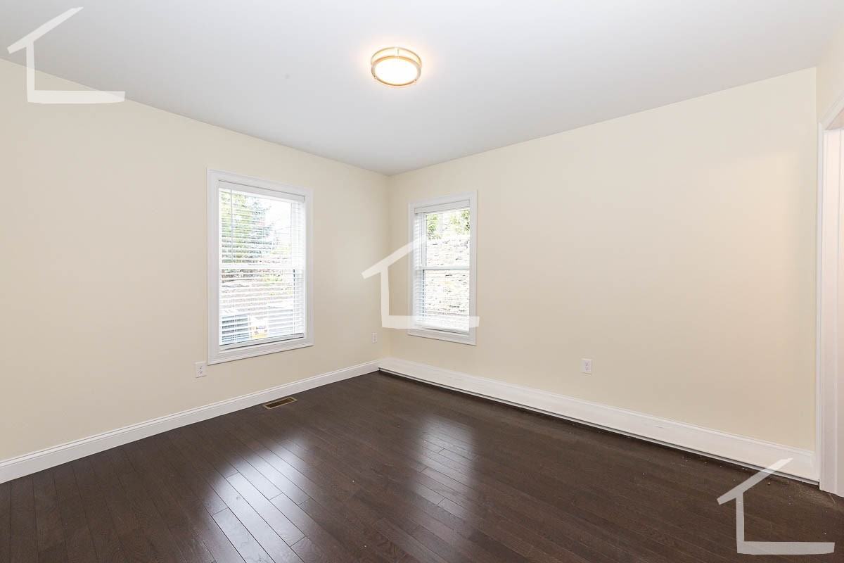 57 Catherine St #1 - Photo 7 of 40