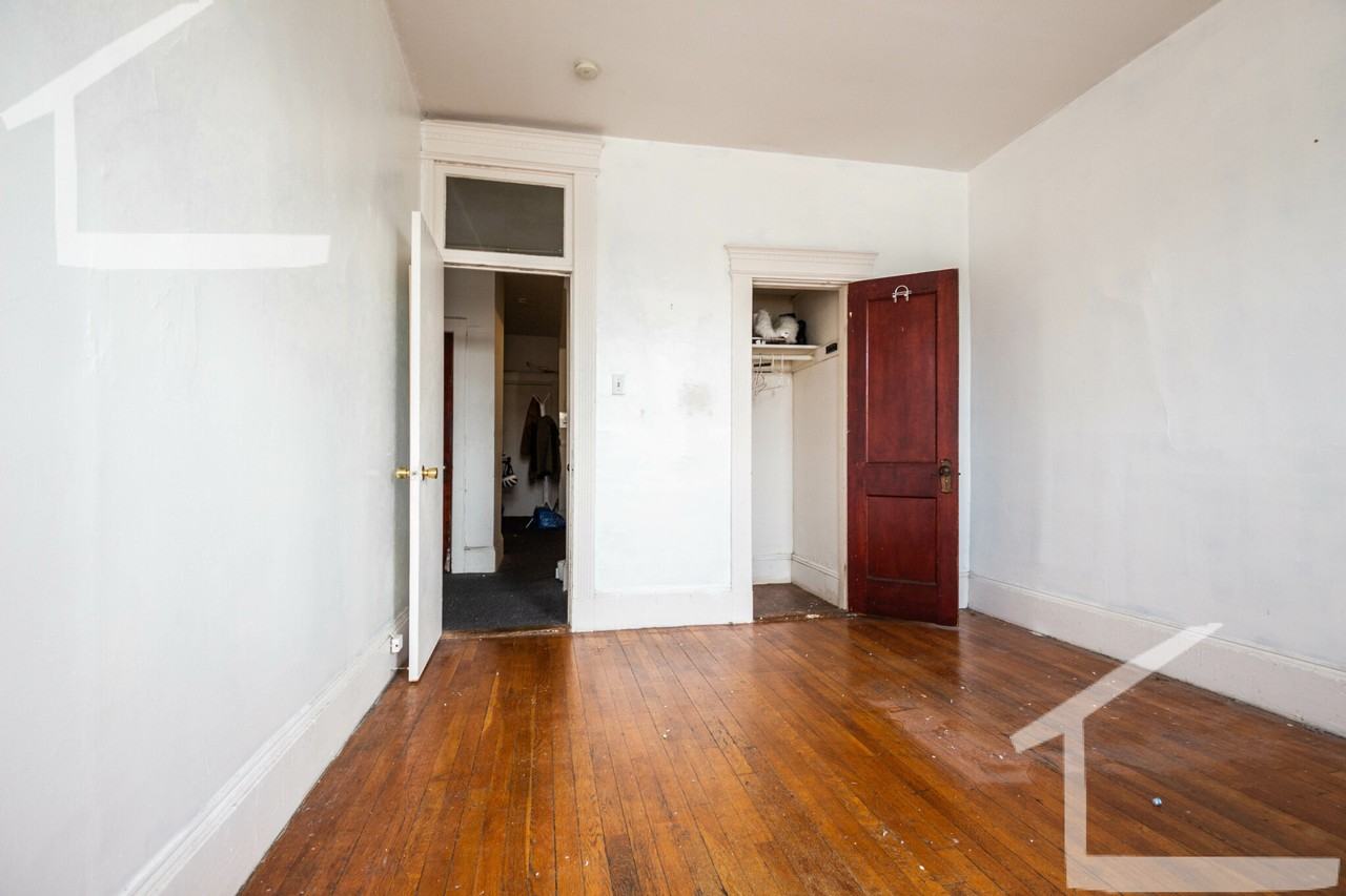 Brighton Ave. & Fordham #27 - Photo 2 of 6