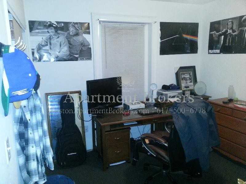 13 Parker Hill Ave #2 - Photo 4 of 17