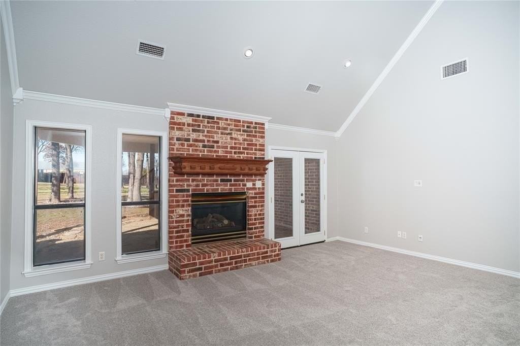 250 Timberleaf Dr - Photo 6 of 26