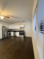 3349 N Marshfield Ave #209 - Photo 1 of 1