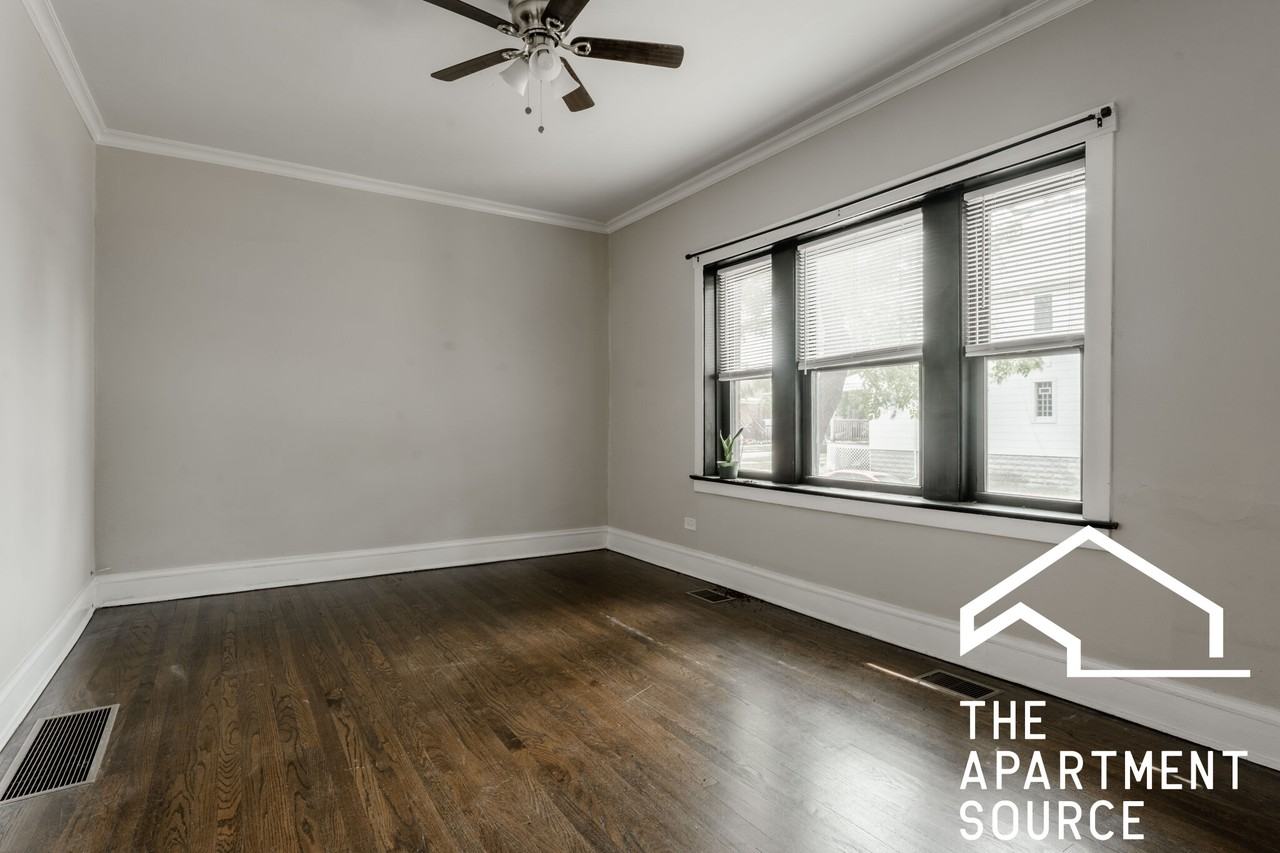 3506 W Grace St #1 - Photo 2 of 9