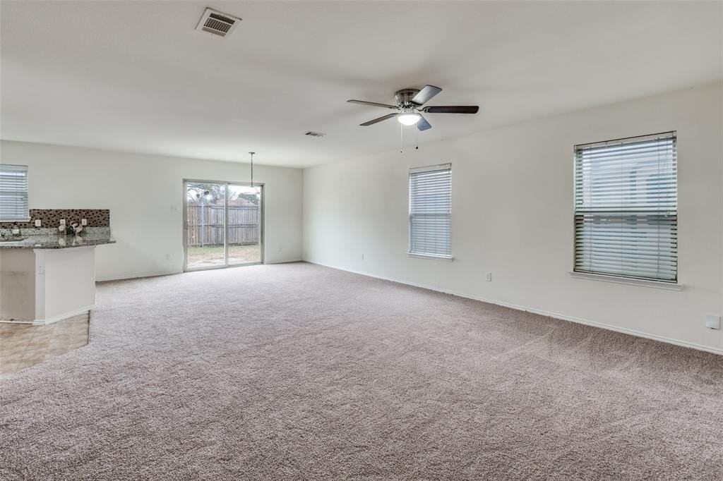 1861 Sheffield Pl - Photo 2 of 12