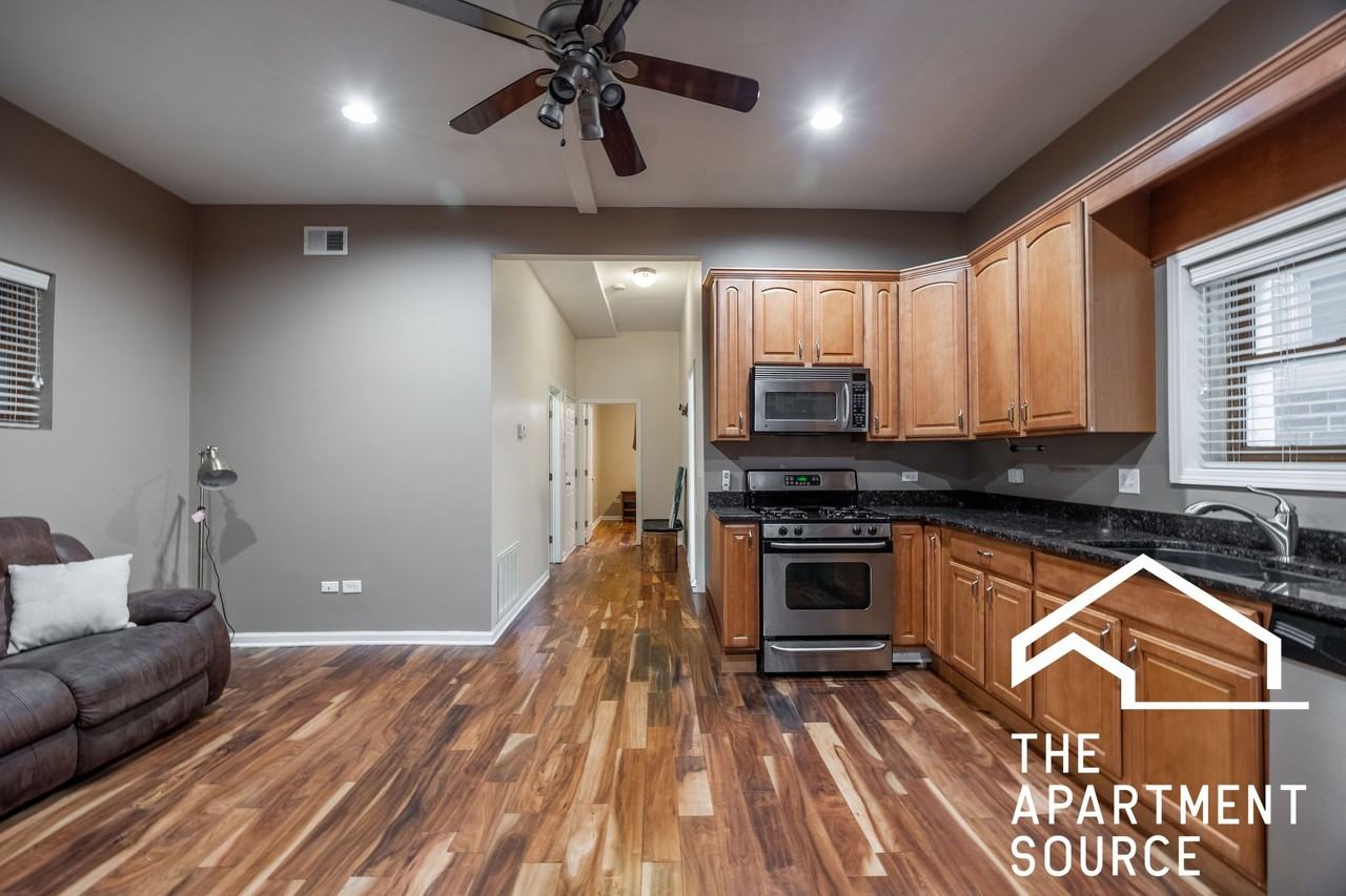 1333 N Bosworth Ave #B - Photo 6 of 16