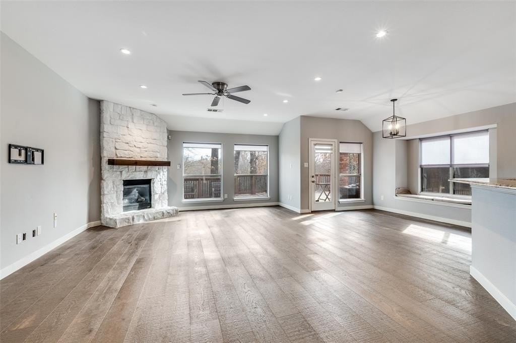 410 Brookside Dr - Photo 5 of 25