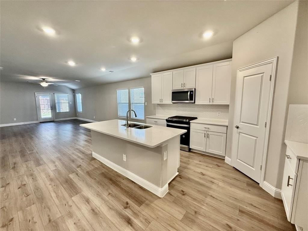 2358 Aspen Hill Dr - Photo 5 of 18