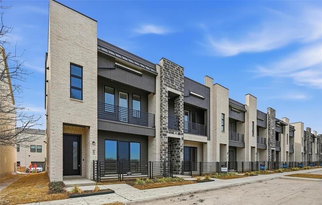 1173 Doris May Dr - Photo 4 of 30